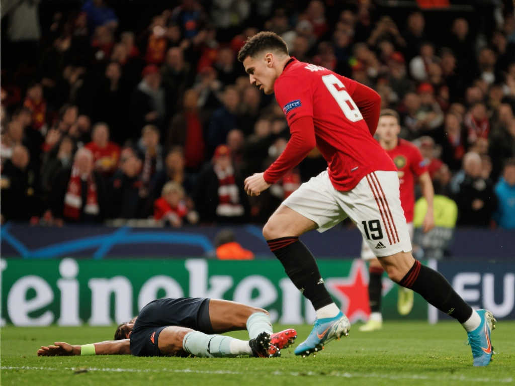 后的一脚远 后的一脚远